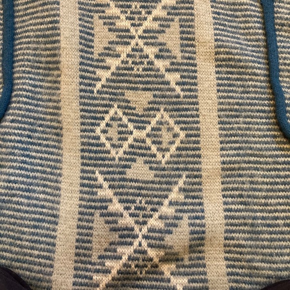 VTG Alafaoss Icewool Icelandic Wool Poncho With Hood OSFM Blue/White Snowflake - Picture 10 of 17